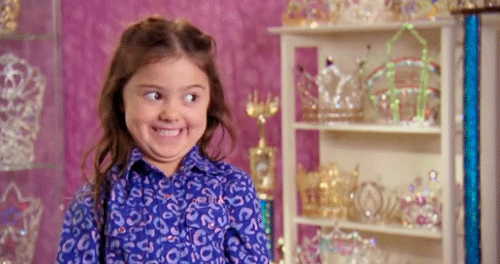 Toddlers and Tiaras contestant pleased with herself gif