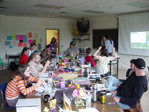 a picture of WNM getting underway in 2006