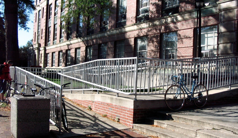 Photo of a maze-like wheelchair ramp